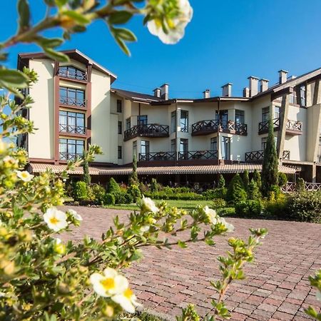 Optima Collection Park Hotel Ivano-Frankivsk Eksteriør billede