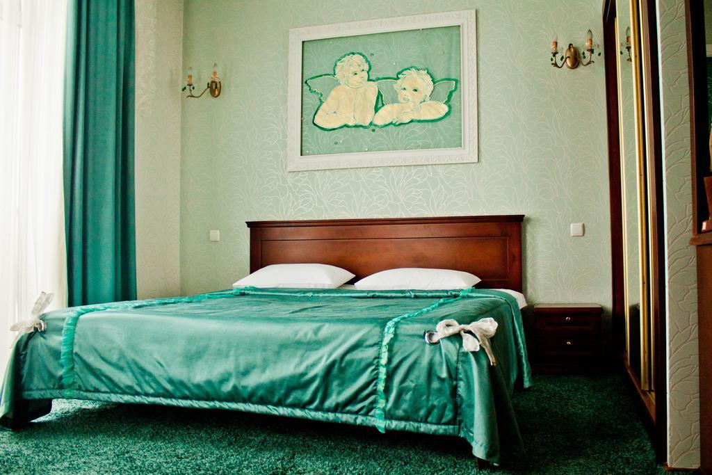 Optima Collection Park Hotel Ivano-Frankivsk Værelse billede