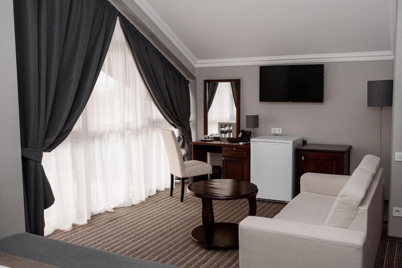 Optima Collection Park Hotel Ivano-Frankivsk Eksteriør billede
