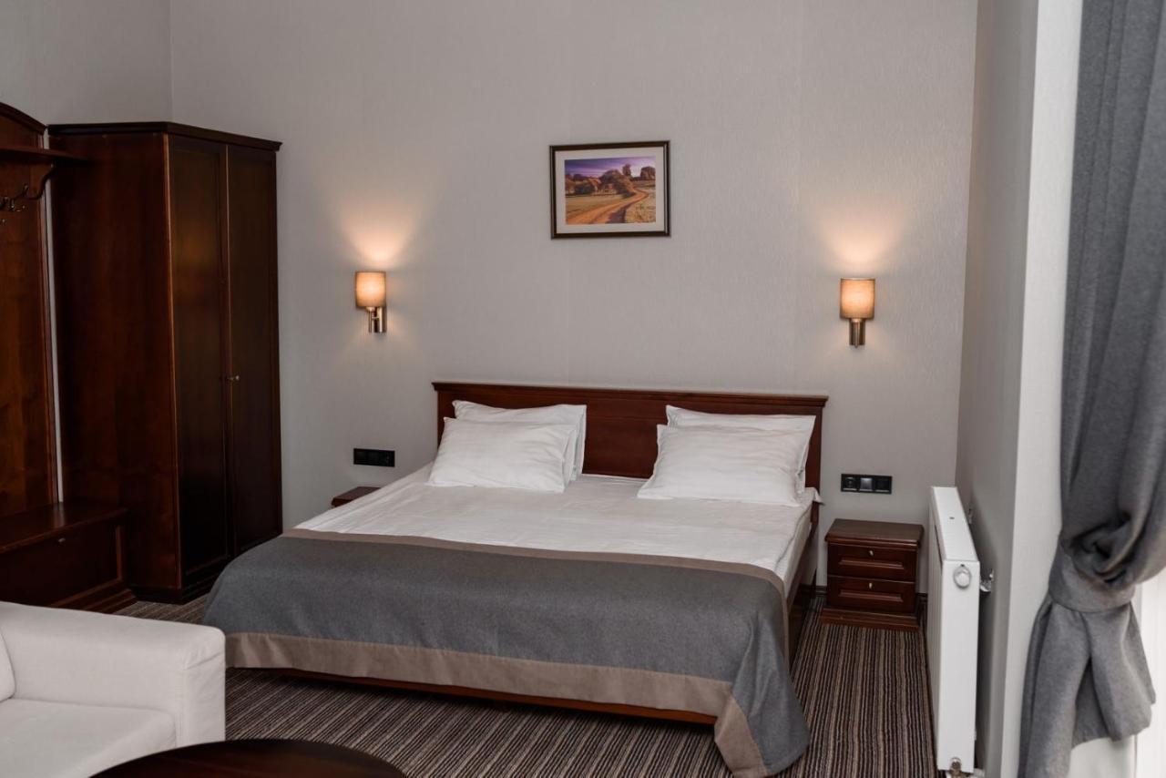 Optima Collection Park Hotel Ivano-Frankivsk Eksteriør billede
