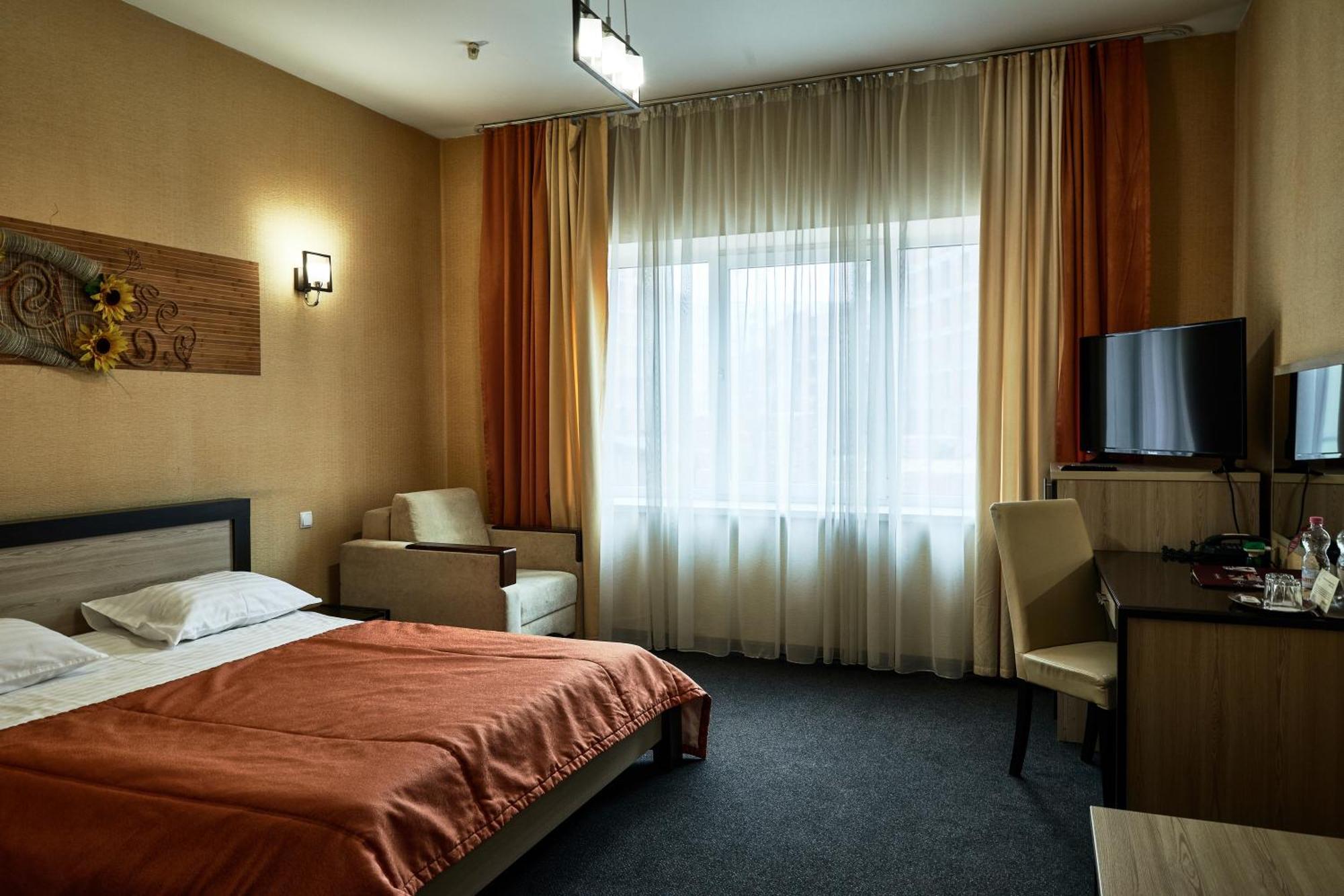 Optima Collection Park Hotel Ivano-Frankivsk Værelse billede