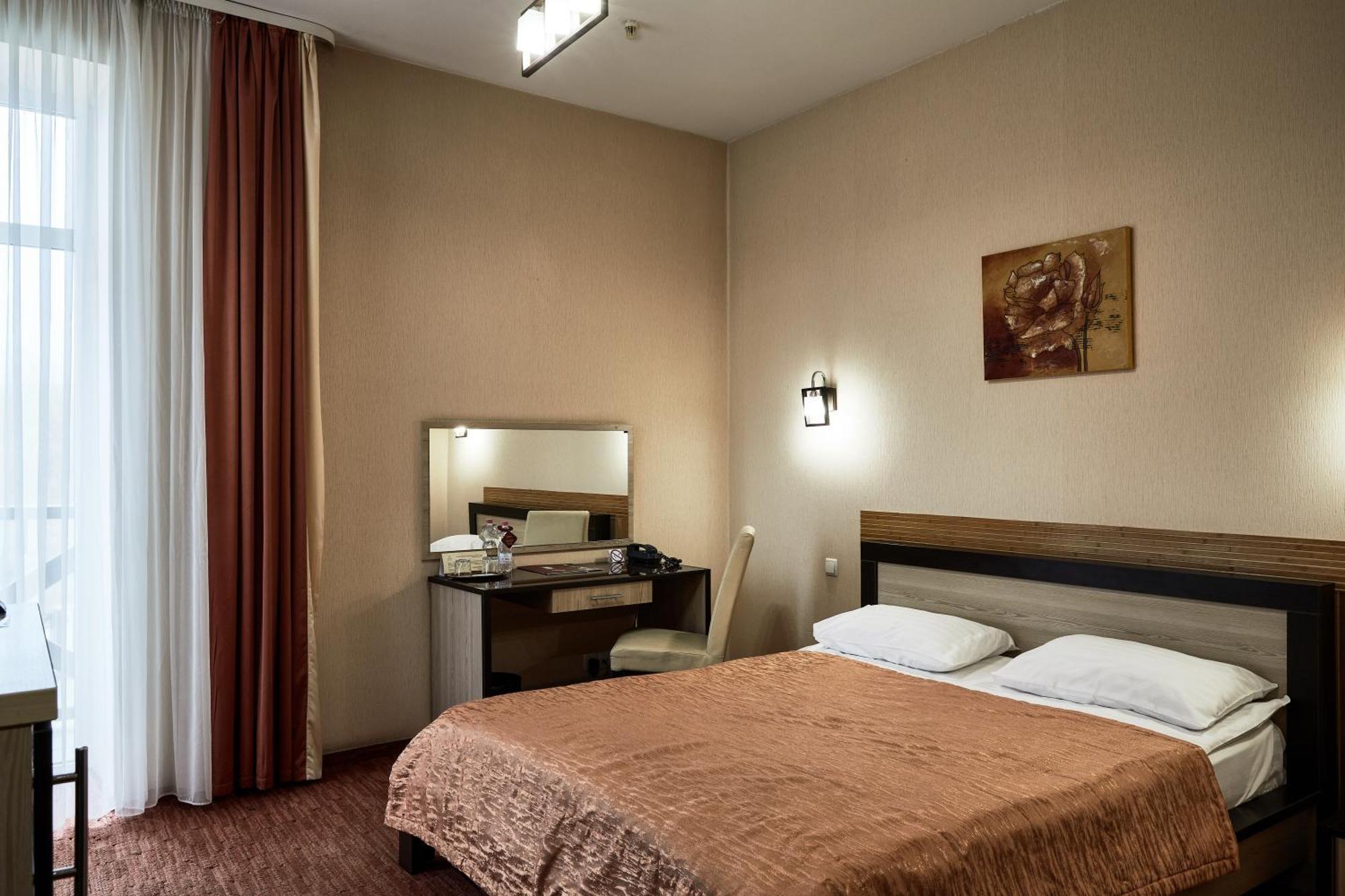 Optima Collection Park Hotel Ivano-Frankivsk Værelse billede