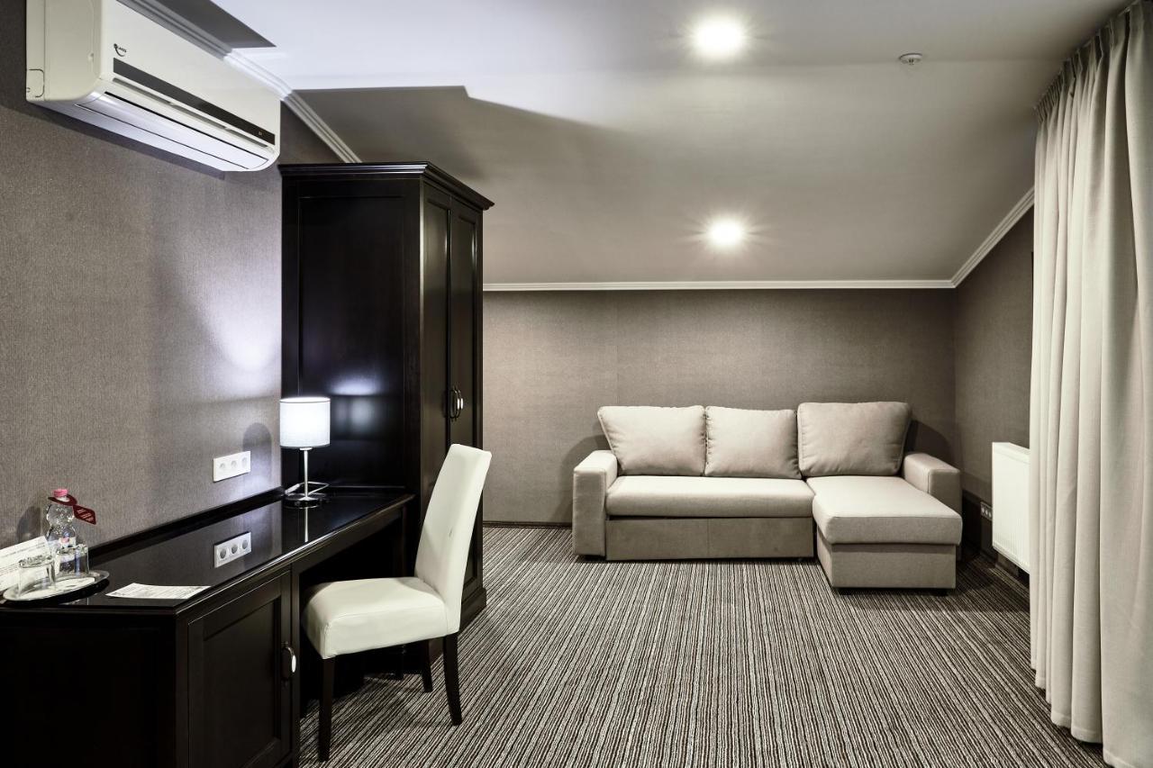 Optima Collection Park Hotel Ivano-Frankivsk Eksteriør billede